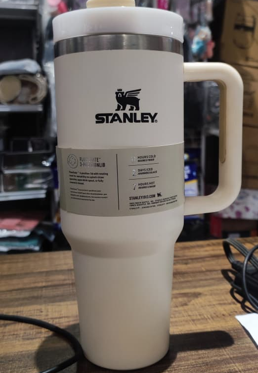 Stanley 40 Oz | (1200ML) Stainless Steel Vacuum Insulated Tumbler With Straw Leak Proof Quencher Cup For Hot And Cold Beverages - With Box | Black - Image 7
