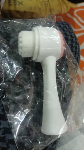 3D Double-Sided Silicone Face Cleanser | Portable Facial Cleansing & Massage Brush | Random Color - Image 6